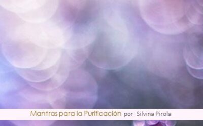 Recita mantras para la purificación